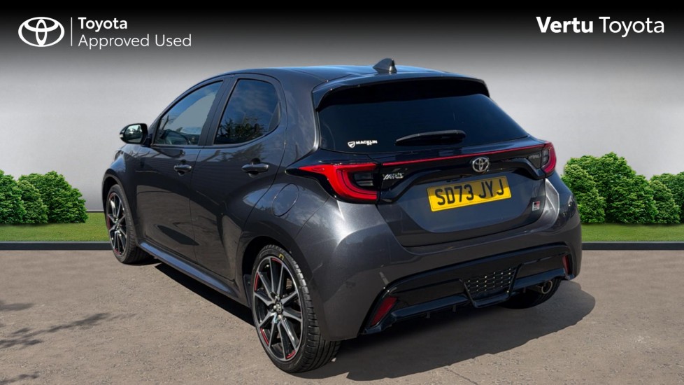 Toyota Yaris 1.5 Hybrid GR Sport 5dr CVT Hybrid Hatchback - Image 4