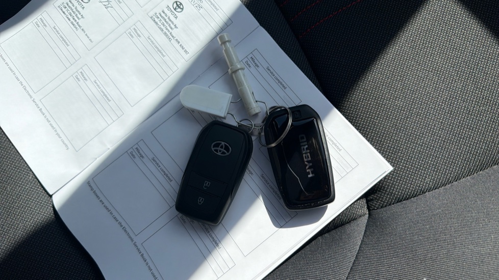 Toyota Yaris 1.5 Hybrid GR Sport 5dr CVT Hybrid Hatchback - Image 28