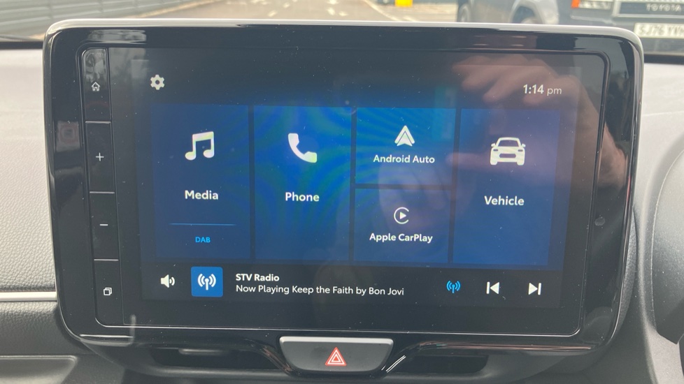 Toyota Yaris 1.5 Hybrid Design 5dr CVT Hybrid Hatchback - Image 9
