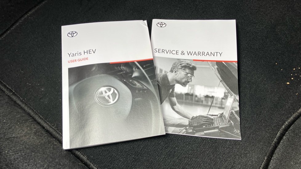 Toyota Yaris 1.5 Hybrid Design 5dr CVT Hybrid Hatchback - Image 27