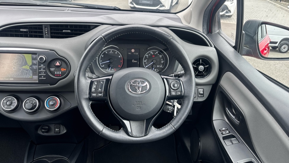 Toyota Yaris 1.5 VVT-i Icon Tech 5dr Petrol Hatchback - Image 7