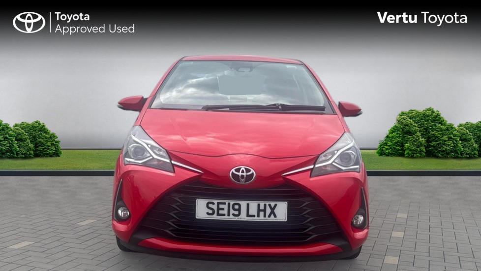 Toyota Yaris 1.5 VVT-i Icon Tech 5dr Petrol Hatchback - Image 22