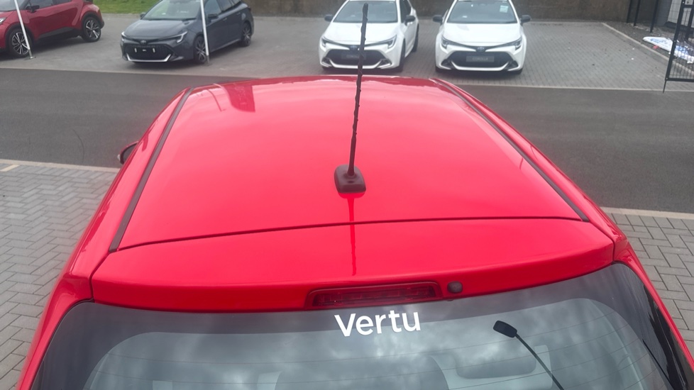 Toyota Yaris 1.5 VVT-i Icon Tech 5dr Petrol Hatchback - Image 29