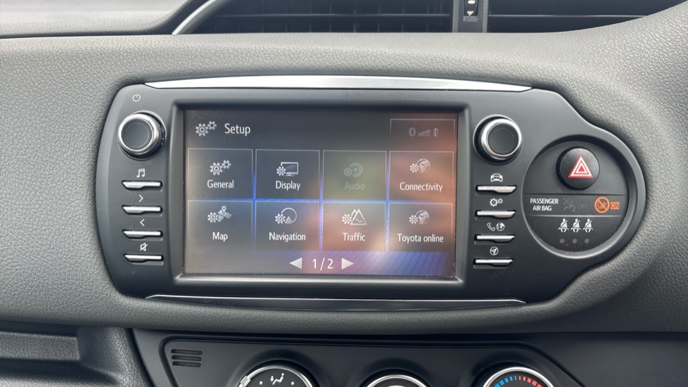 Toyota Yaris 1.5 VVT-i Icon Tech 5dr Petrol Hatchback - Image 59