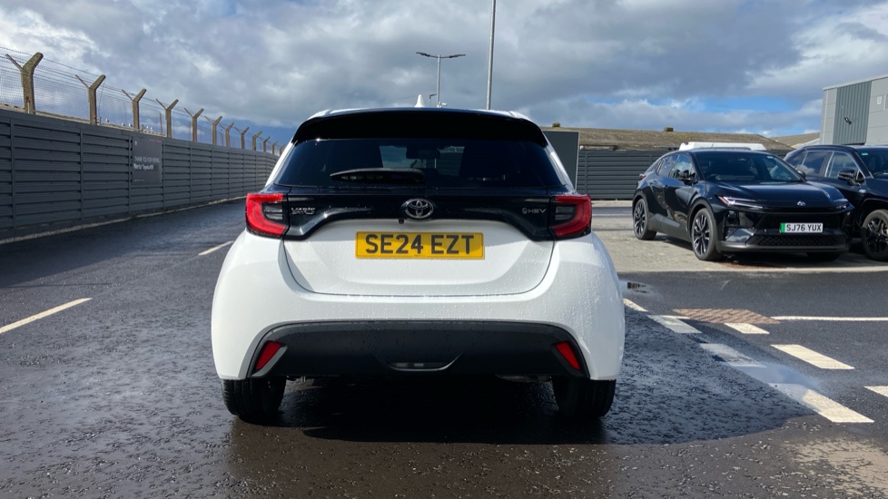 Toyota Yaris 1.5 Hybrid Design 5dr CVT Hybrid Hatchback - Image 26