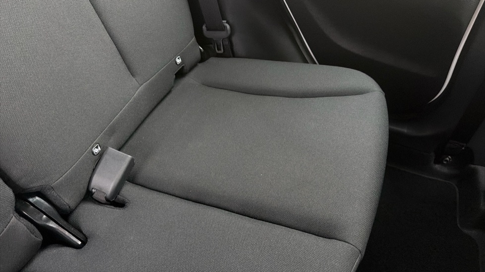 Toyota Aygo X 1.0 VVT-i Pure 5dr Petrol Hatchback - Image 17
