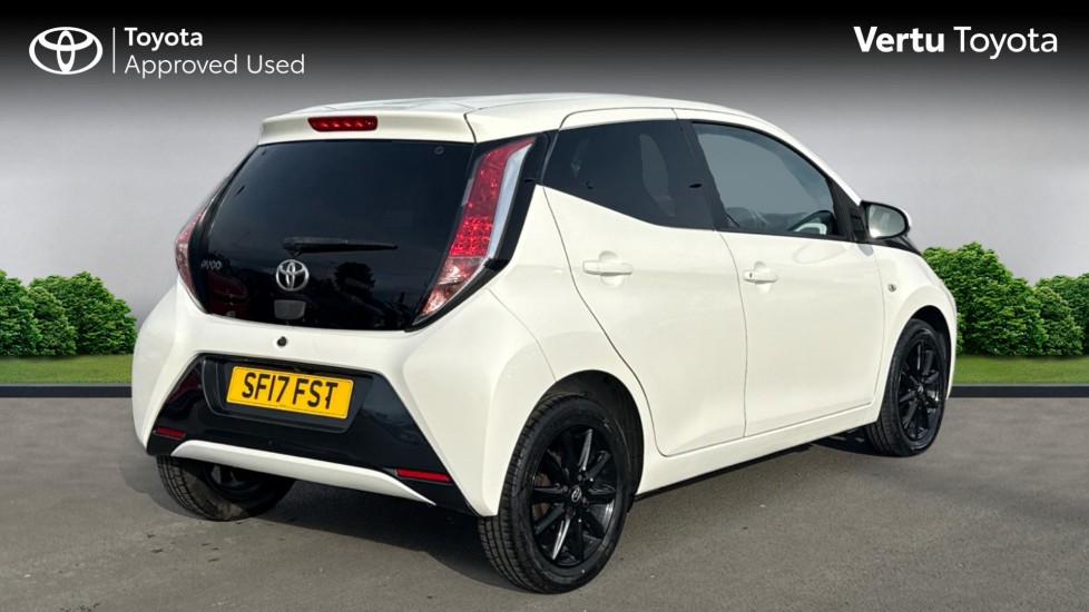Toyota Aygo 1.0 VVT-i X-Style 5dr Petrol Hatchback - Image 2