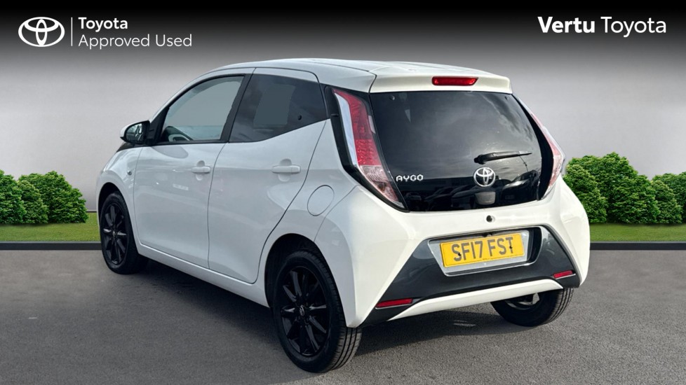 Toyota Aygo 1.0 VVT-i X-Style 5dr Petrol Hatchback - Image 4