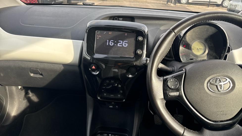 Toyota Aygo 1.0 VVT-i X-Style 5dr Petrol Hatchback - Image 9