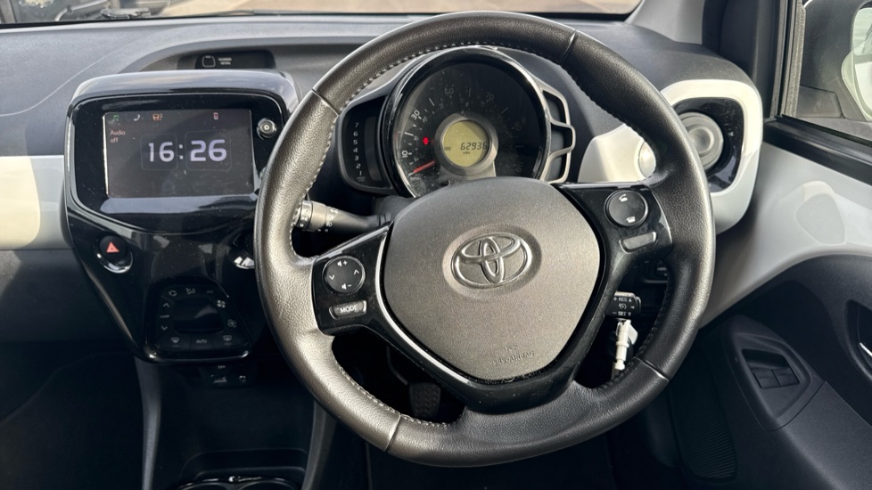 Toyota Aygo 1.0 VVT-i X-Style 5dr Petrol Hatchback - Image 10