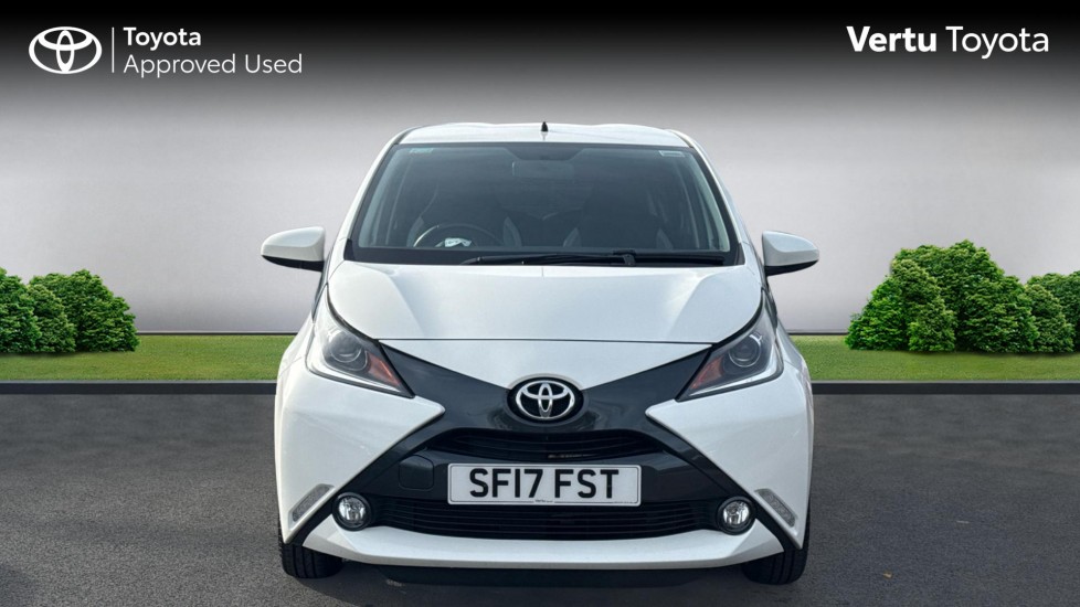 Toyota Aygo 1.0 VVT-i X-Style 5dr Petrol Hatchback - Image 22