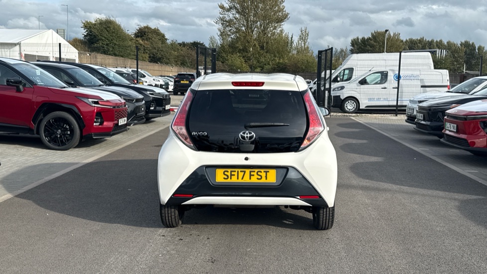 Toyota Aygo 1.0 VVT-i X-Style 5dr Petrol Hatchback - Image 26