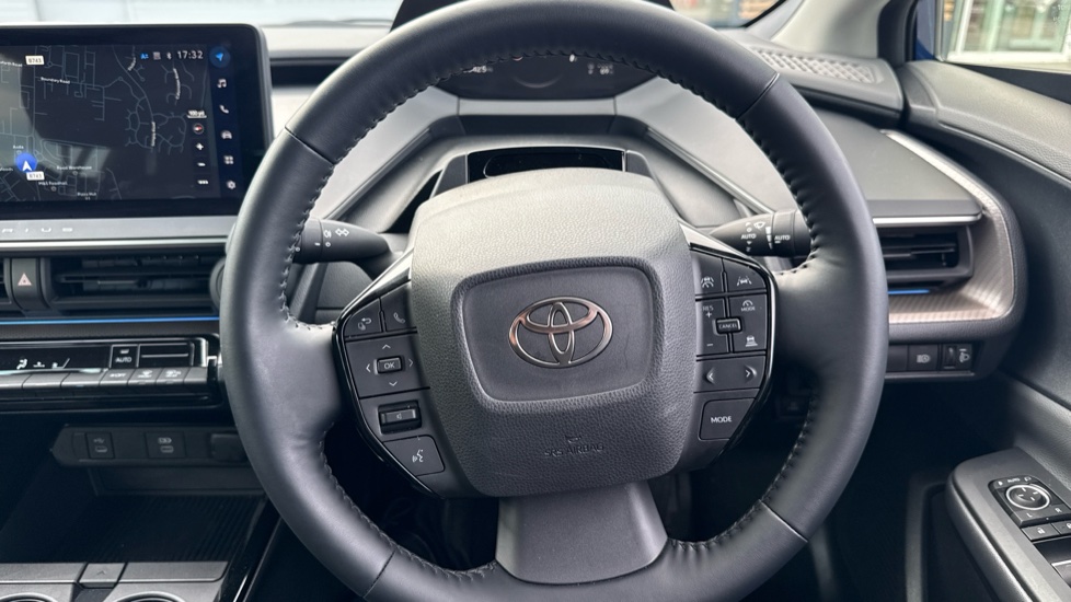 Toyota Prius 2.0 PHEV Design 5dr CVT Hatchback - Image 7