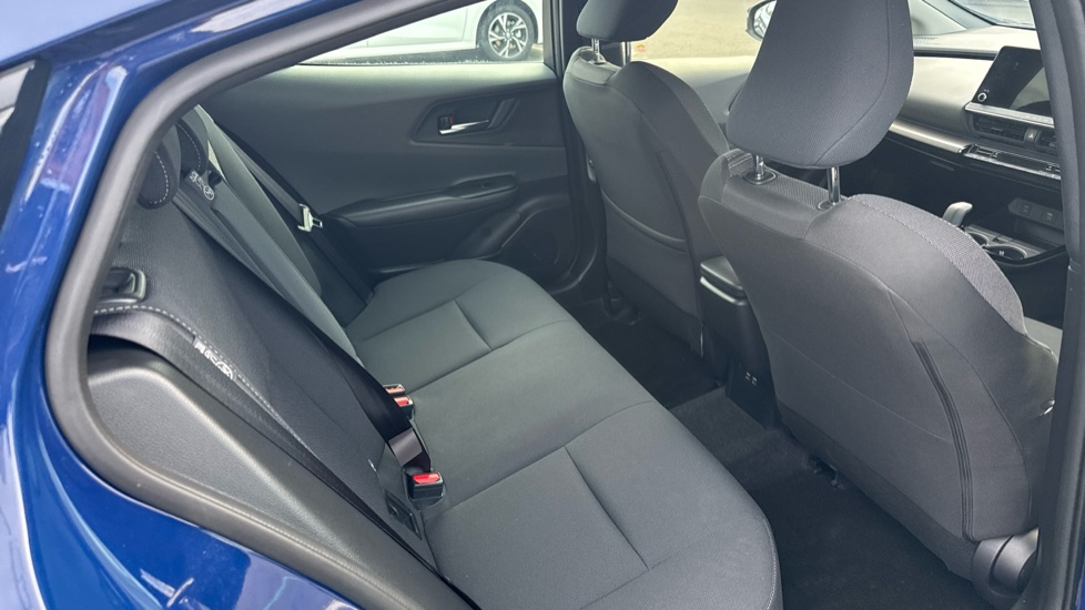 Toyota Prius 2.0 PHEV Design 5dr CVT Hatchback - Image 8