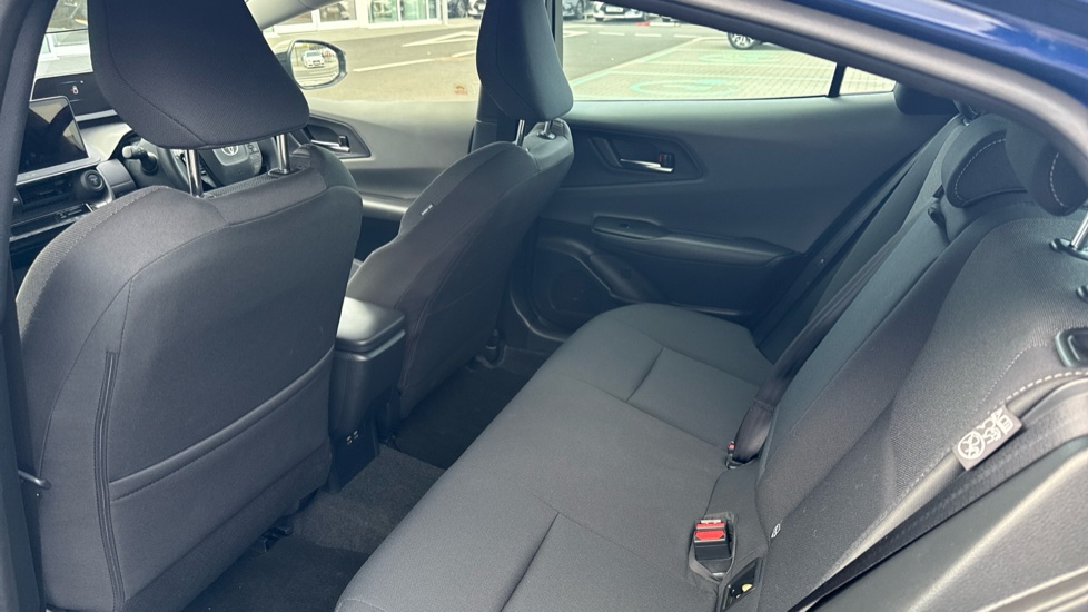 Toyota Prius 2.0 PHEV Design 5dr CVT Hatchback - Image 15