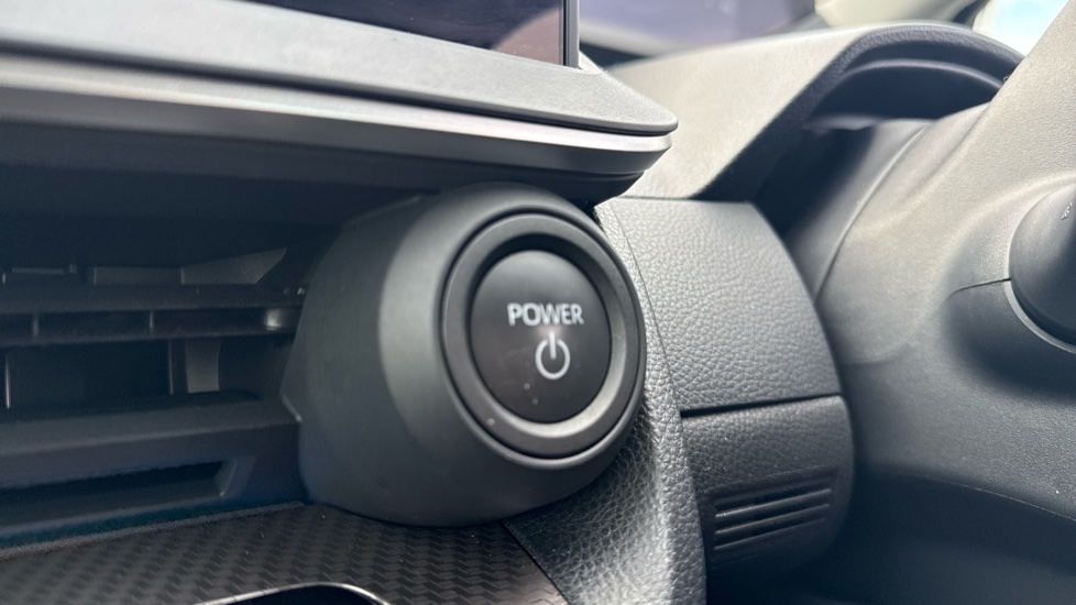 Toyota Prius 2.0 PHEV Design 5dr CVT Hatchback - Image 16