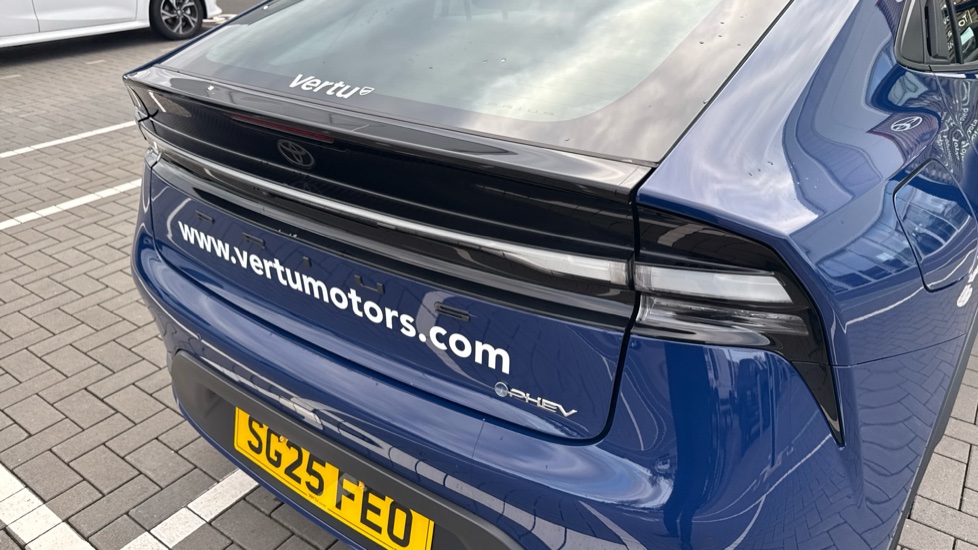Toyota Prius 2.0 PHEV Design 5dr CVT Hatchback - Image 21