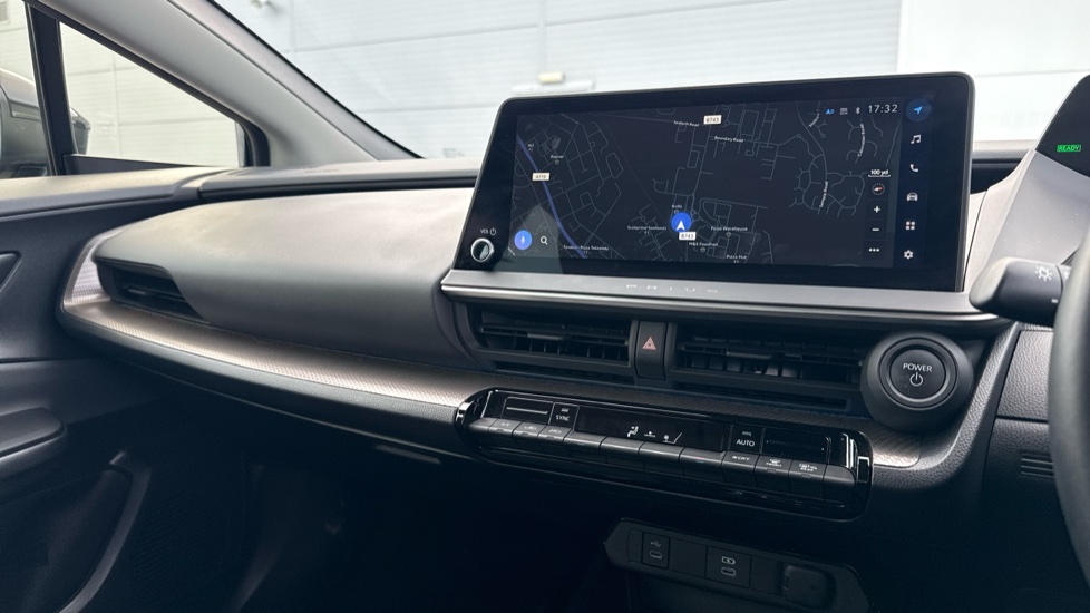 Toyota Prius 2.0 PHEV Design 5dr CVT Hatchback - Image 33