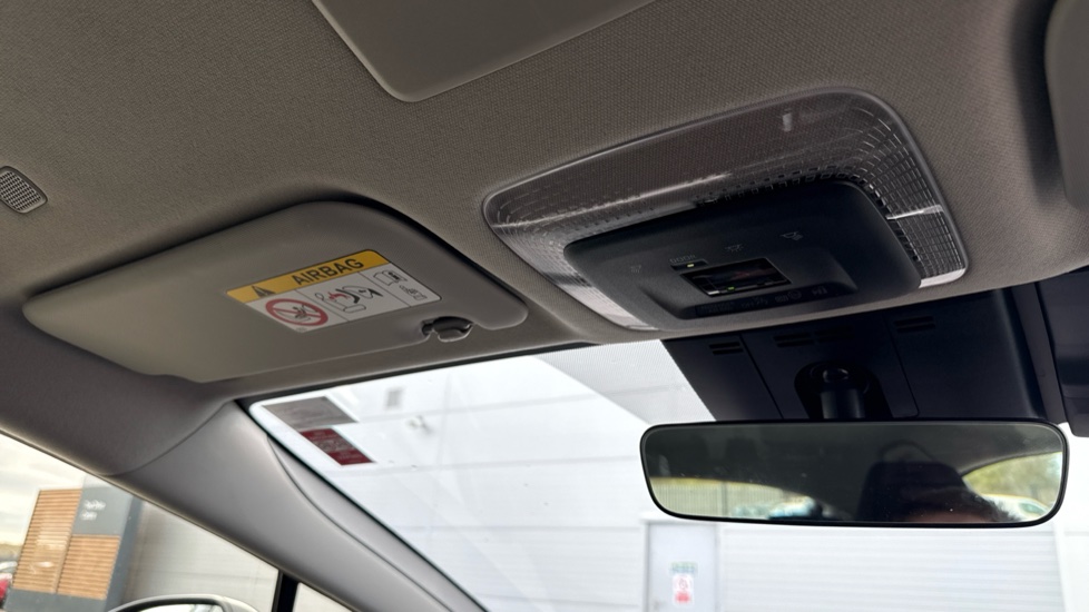 Toyota Prius 2.0 PHEV Design 5dr CVT Hatchback - Image 37