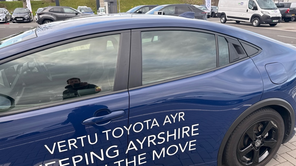Toyota Prius 2.0 PHEV Design 5dr CVT Hatchback - Image 47