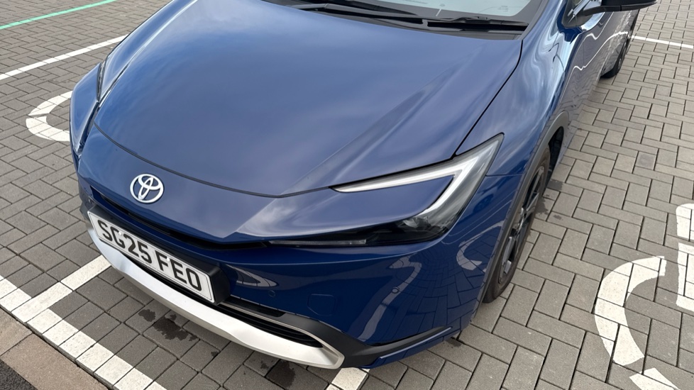 Toyota Prius 2.0 PHEV Design 5dr CVT Hatchback - Image 49