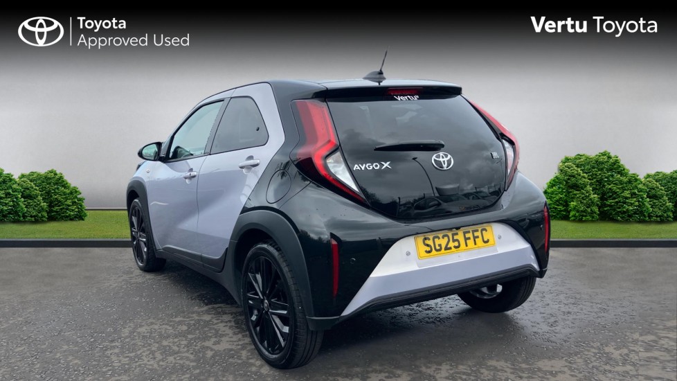 Toyota Aygo X 1.0 VVT-i JBL Edition 5dr Auto Petrol Hatchback - Image 4