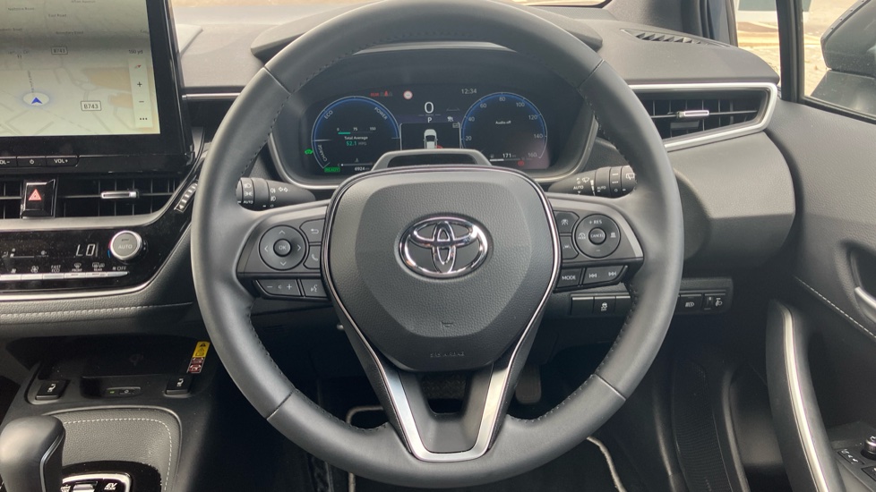 Toyota Corolla 1.8 Hybrid Design 5dr CVT Hybrid Hatchback - Image 10