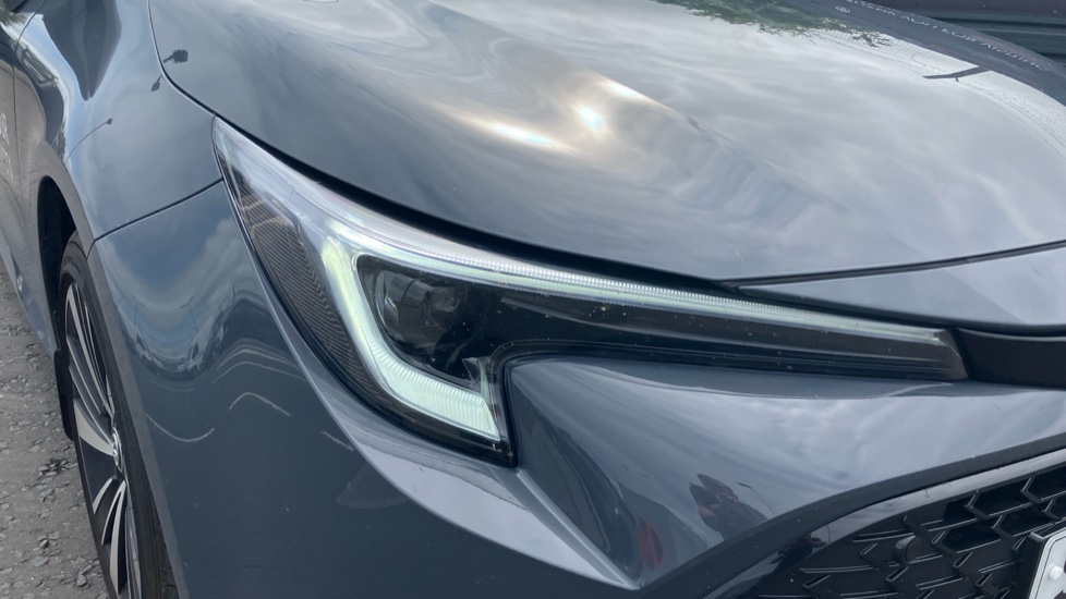 Toyota Corolla 1.8 Hybrid Design 5dr CVT Hybrid Hatchback - Image 20