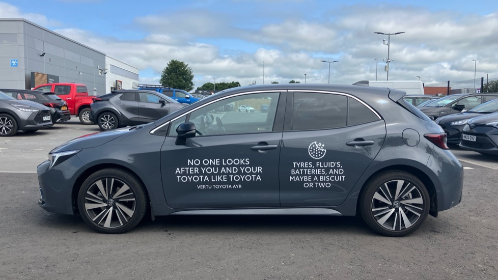 Toyota Corolla 1.8 Hybrid Design 5dr CVT Hybrid Hatchback - Image 24