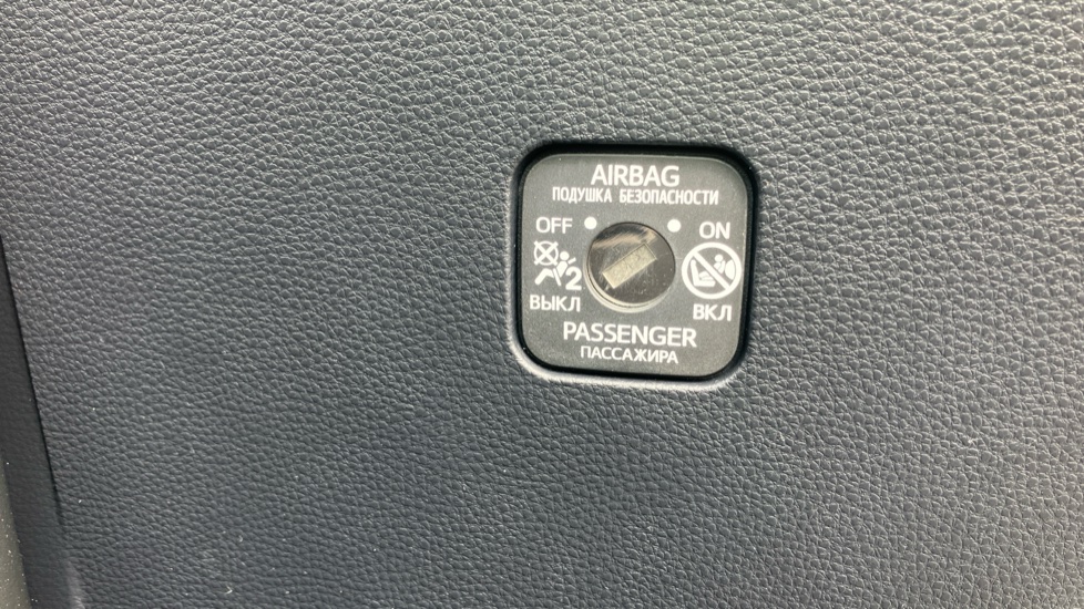 Toyota Corolla 1.8 Hybrid Design 5dr CVT Hybrid Hatchback - Image 36