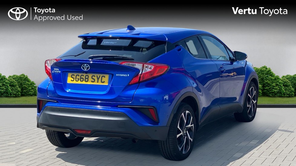 Toyota C-HR 1.8 Hybrid Design 5dr CVT Hybrid Hatchback - Image 2
