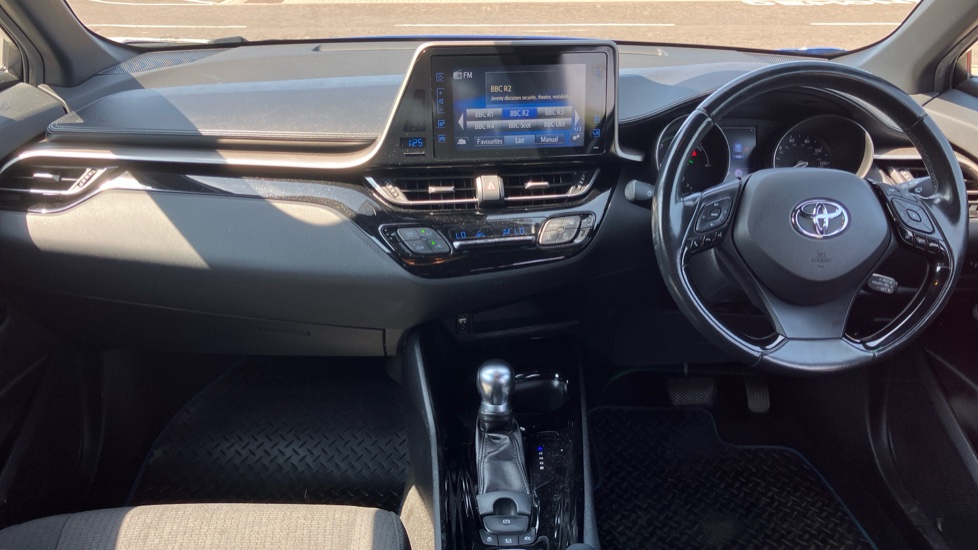 Toyota C-HR 1.8 Hybrid Design 5dr CVT Hybrid Hatchback - Image 6