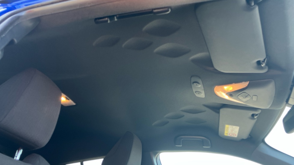 Toyota C-HR 1.8 Hybrid Design 5dr CVT Hybrid Hatchback - Image 19