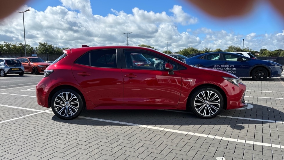 Toyota Corolla 1.8 VVT-i Hybrid Design 5dr CVT Hybrid Hatchback - Image 23