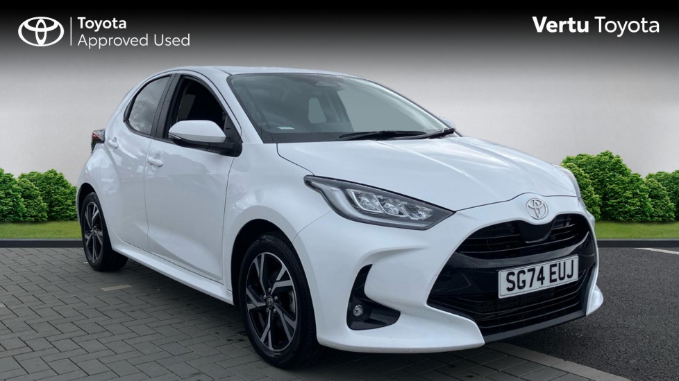 Toyota Yaris 1.5 Hybrid Design 5dr CVT Hybrid Hatchback - Image 1