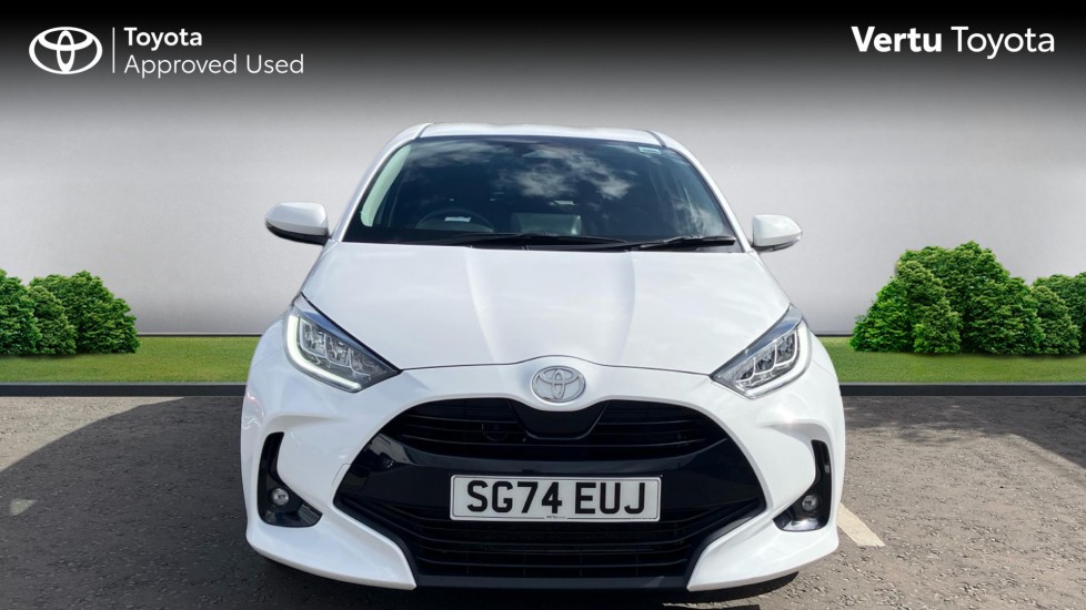 Toyota Yaris 1.5 Hybrid Design 5dr CVT Hybrid Hatchback - Image 22