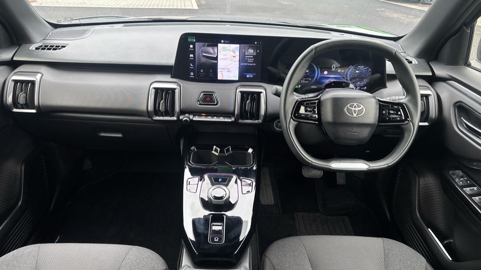 Toyota Urbancruiser 128kW Design 61kWh 5dr Auto Electric Estate - Image 6
