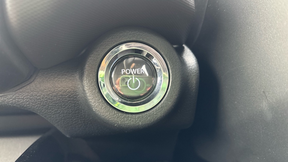 Toyota Urbancruiser 128kW Design 61kWh 5dr Auto Electric Estate - Image 16
