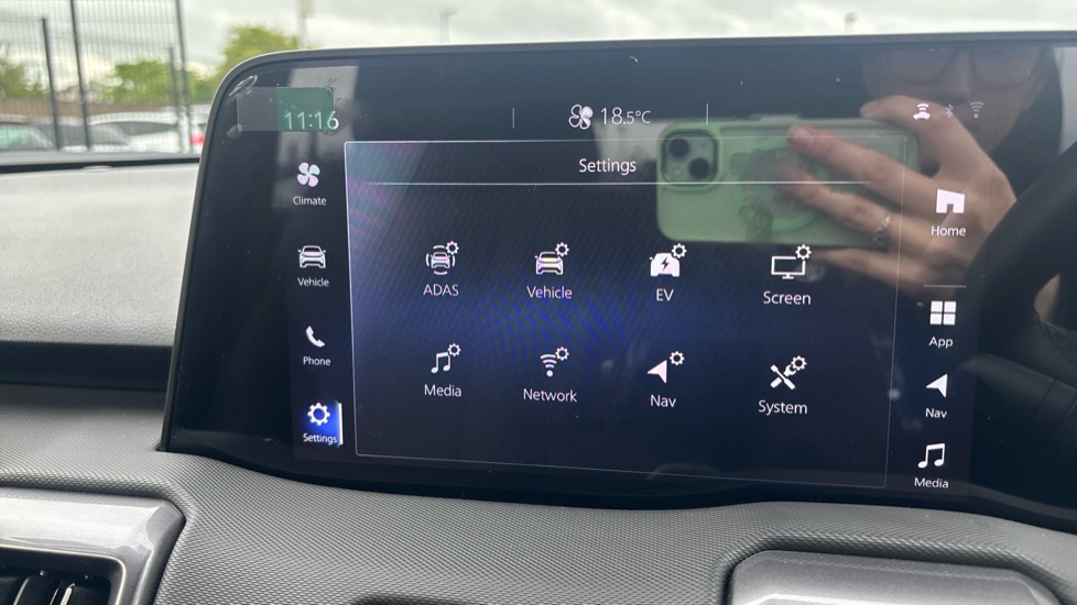 Toyota Urbancruiser 128kW Design 61kWh 5dr Auto Electric Estate - Image 62