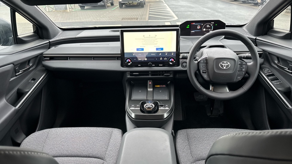 Toyota bZ4X 165kW Design 73kWh 5dr Auto Electric Hatchback - Image 5