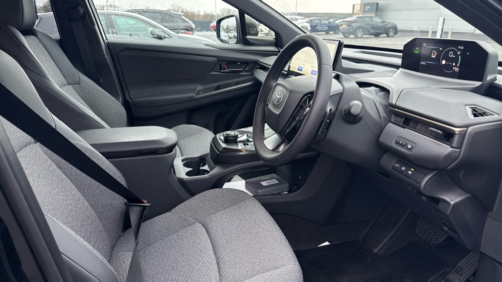 Toyota bZ4X 165kW Design 73kWh 5dr Auto Electric Hatchback - Image 11