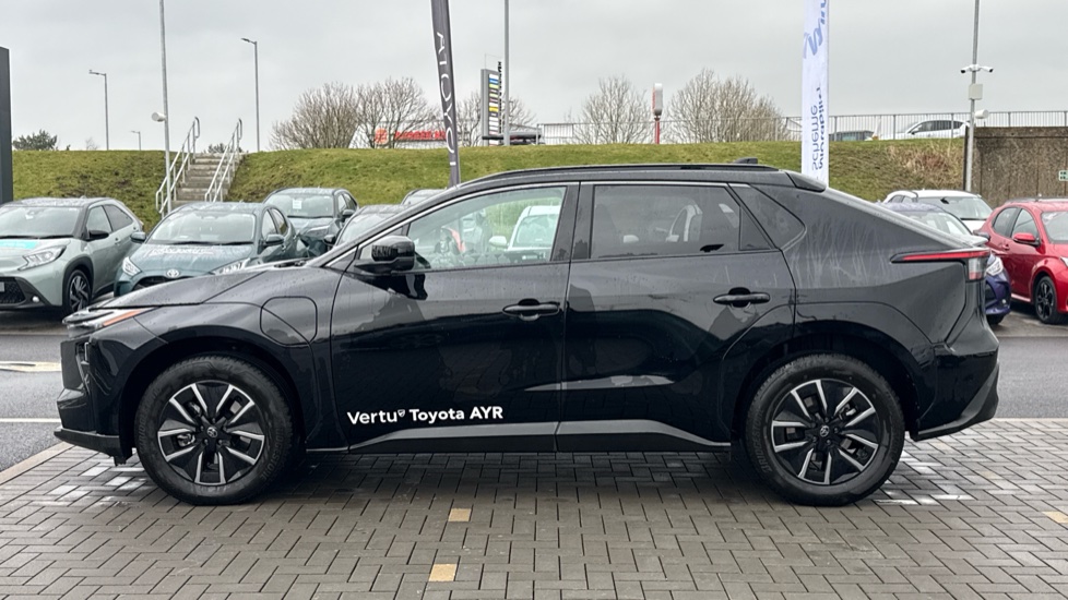 Toyota bZ4X 165kW Design 73kWh 5dr Auto Electric Hatchback - Image 17