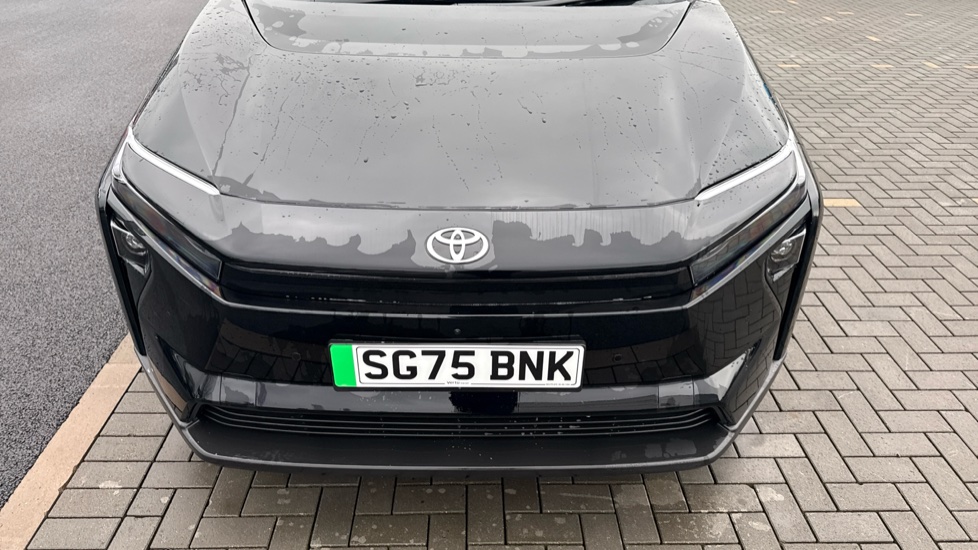 Toyota bZ4X 165kW Design 73kWh 5dr Auto Electric Hatchback - Image 32