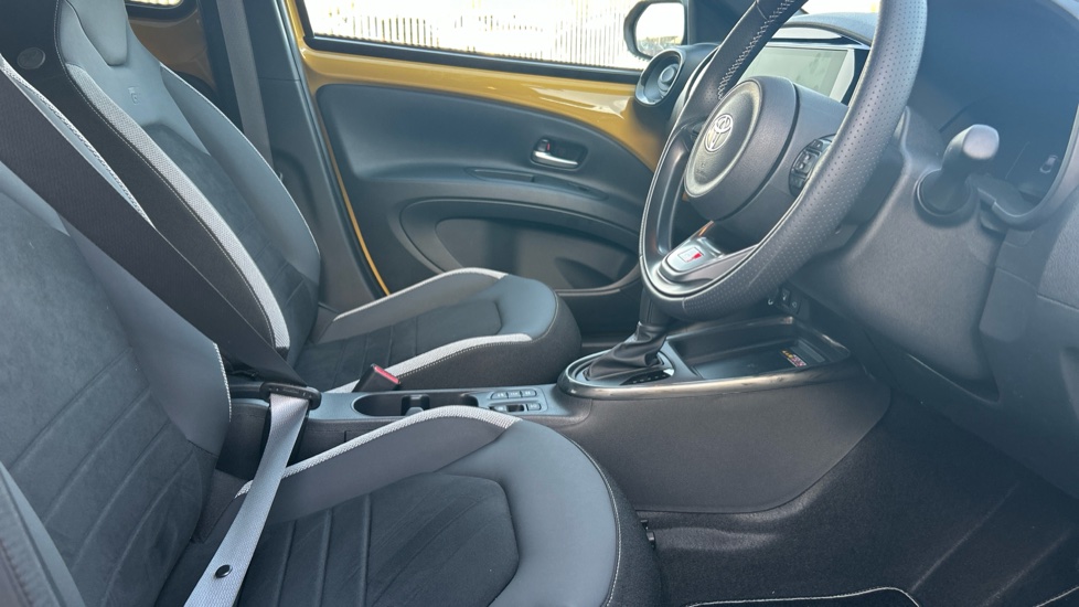 Toyota Aygo X 1.5 Hybrid GR Sport 5dr CVT Hybrid Hatchback - Image 11