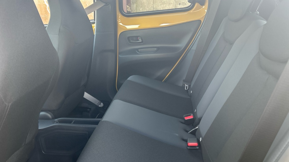 Toyota Aygo X 1.5 Hybrid GR Sport 5dr CVT Hybrid Hatchback - Image 13