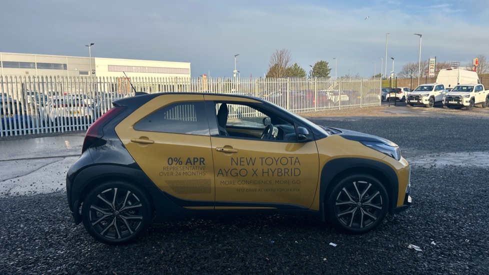 Toyota Aygo X 1.5 Hybrid GR Sport 5dr CVT Hybrid Hatchback - Image 16