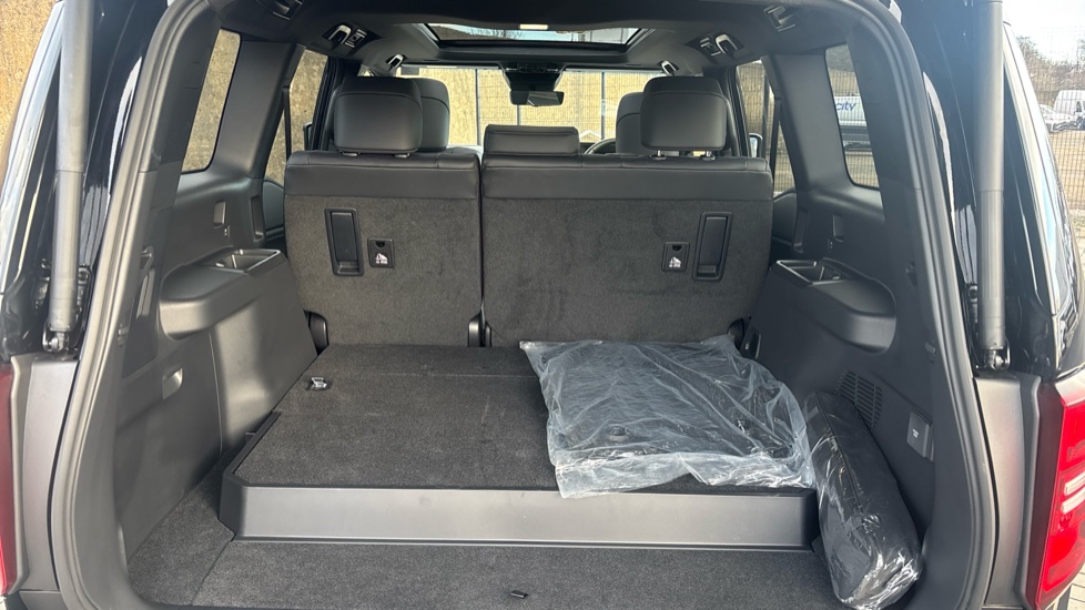 Toyota Land Cruiser 2.8 D-4D 48V 205 Invincible 5dr Auto [Pan Rf/5 St] Diesel Station Wagon - Image 14