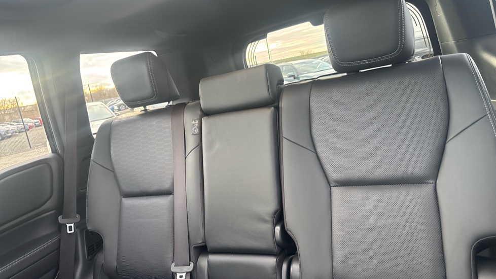 Toyota Land Cruiser 2.8 D-4D 48V 205 Invincible 5dr Auto [Pan Rf/5 St] Diesel Station Wagon - Image 24