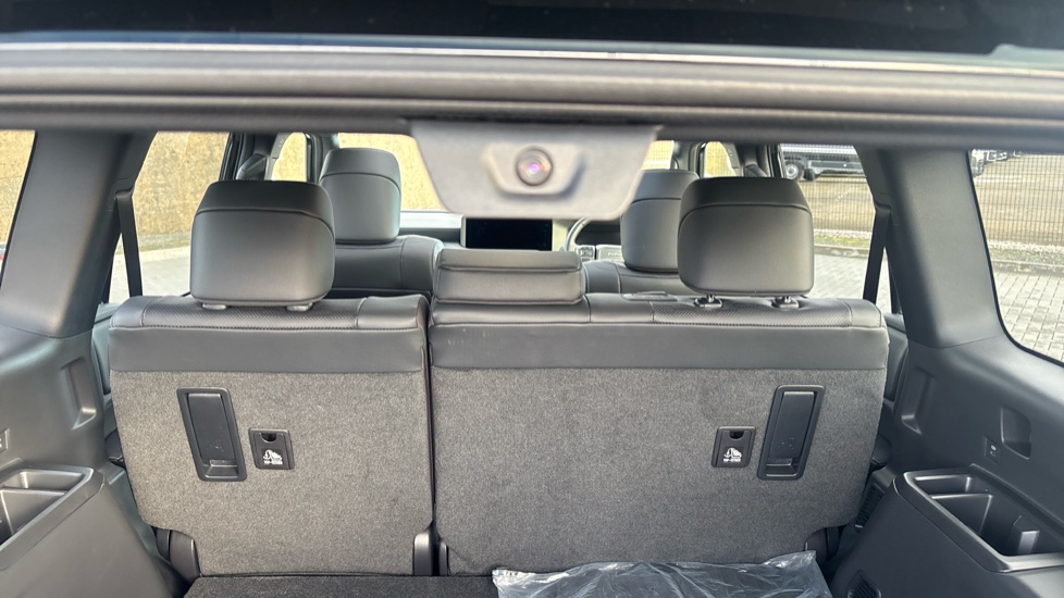 Toyota Land Cruiser 2.8 D-4D 48V 205 Invincible 5dr Auto [Pan Rf/5 St] Diesel Station Wagon - Image 38