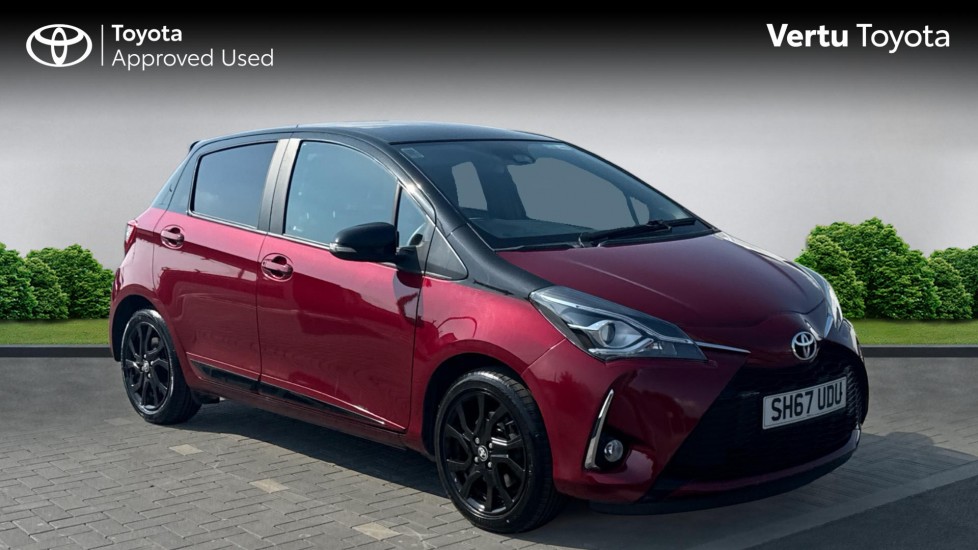 Toyota Yaris 1.5 VVT-i Blue Bi-tone 5dr Petrol Hatchback - Image 1